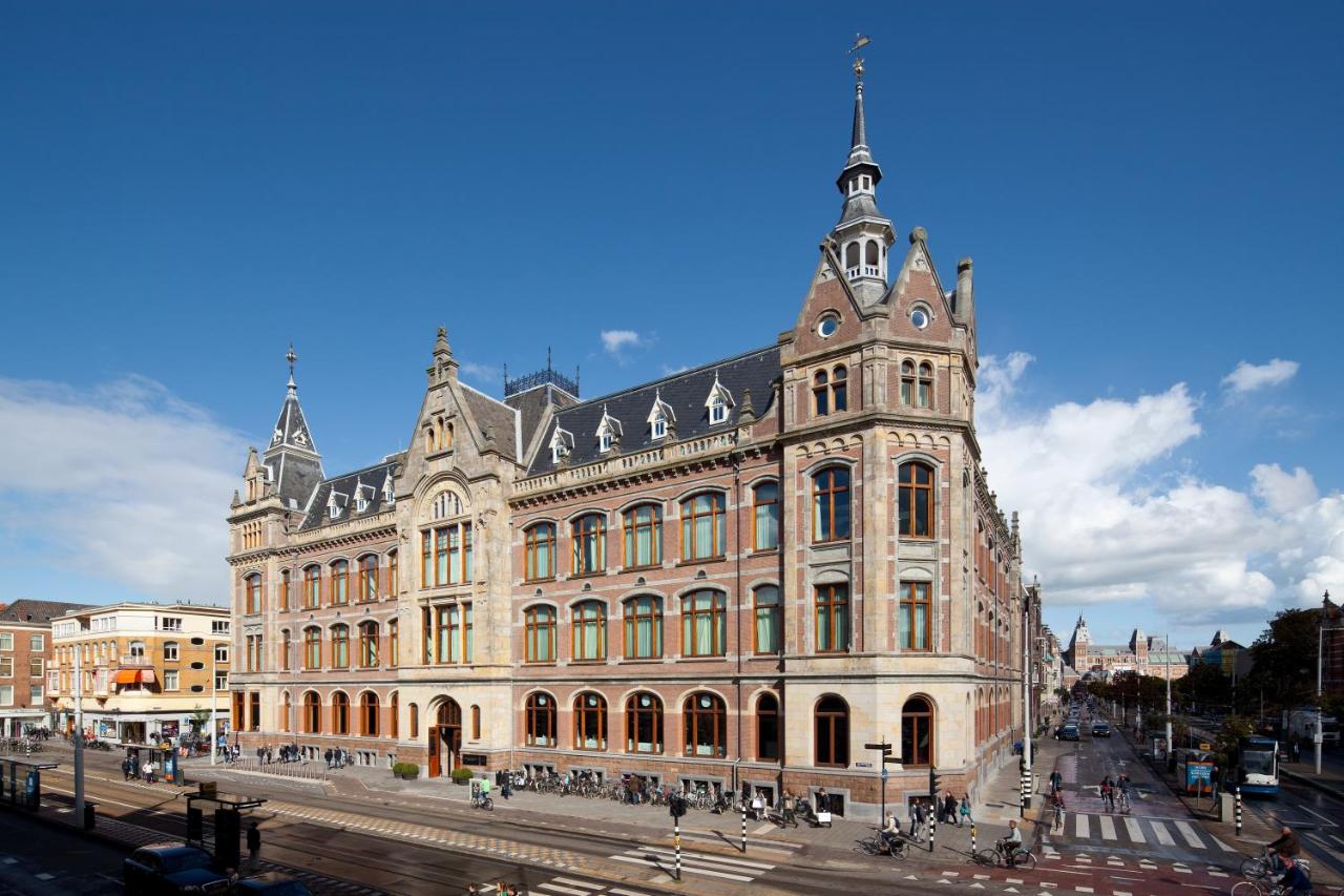 Book a cheap room in Conservatorium Hotel